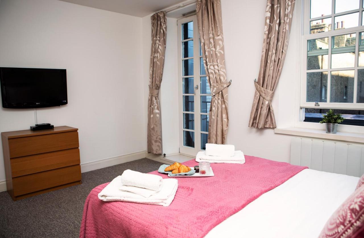 Apt 2, Trafalgar Square 2Nd Floor By Indigo Flats Лондон Екстер'єр фото